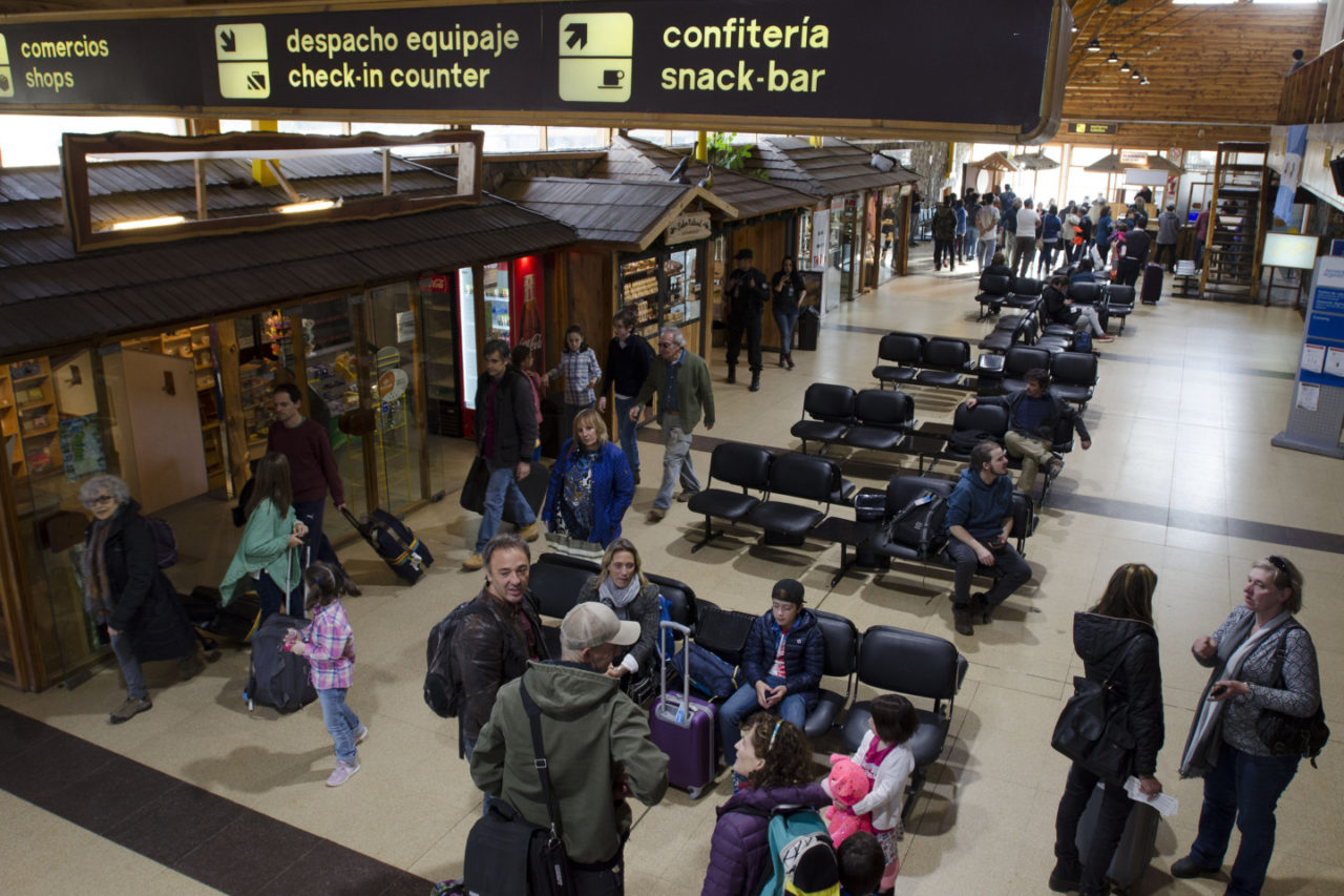 El aeropuerto Chapelco ya recuperó el movimiento que tenía antes de la  pandemia - La Angostura Digital