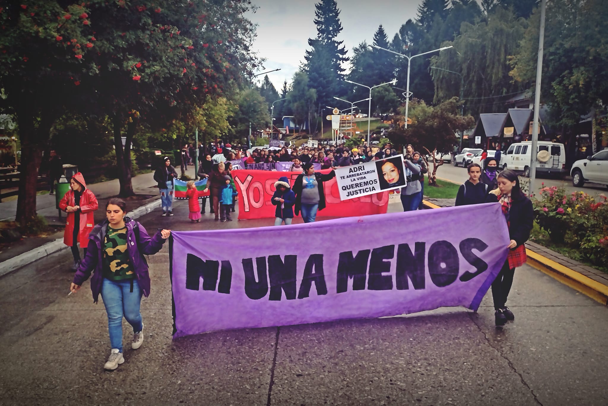 Numerosas marchas se realizaron pidiendo justicia, igualdad y contra la violencia de género. Foto Colectivo del Barrio.