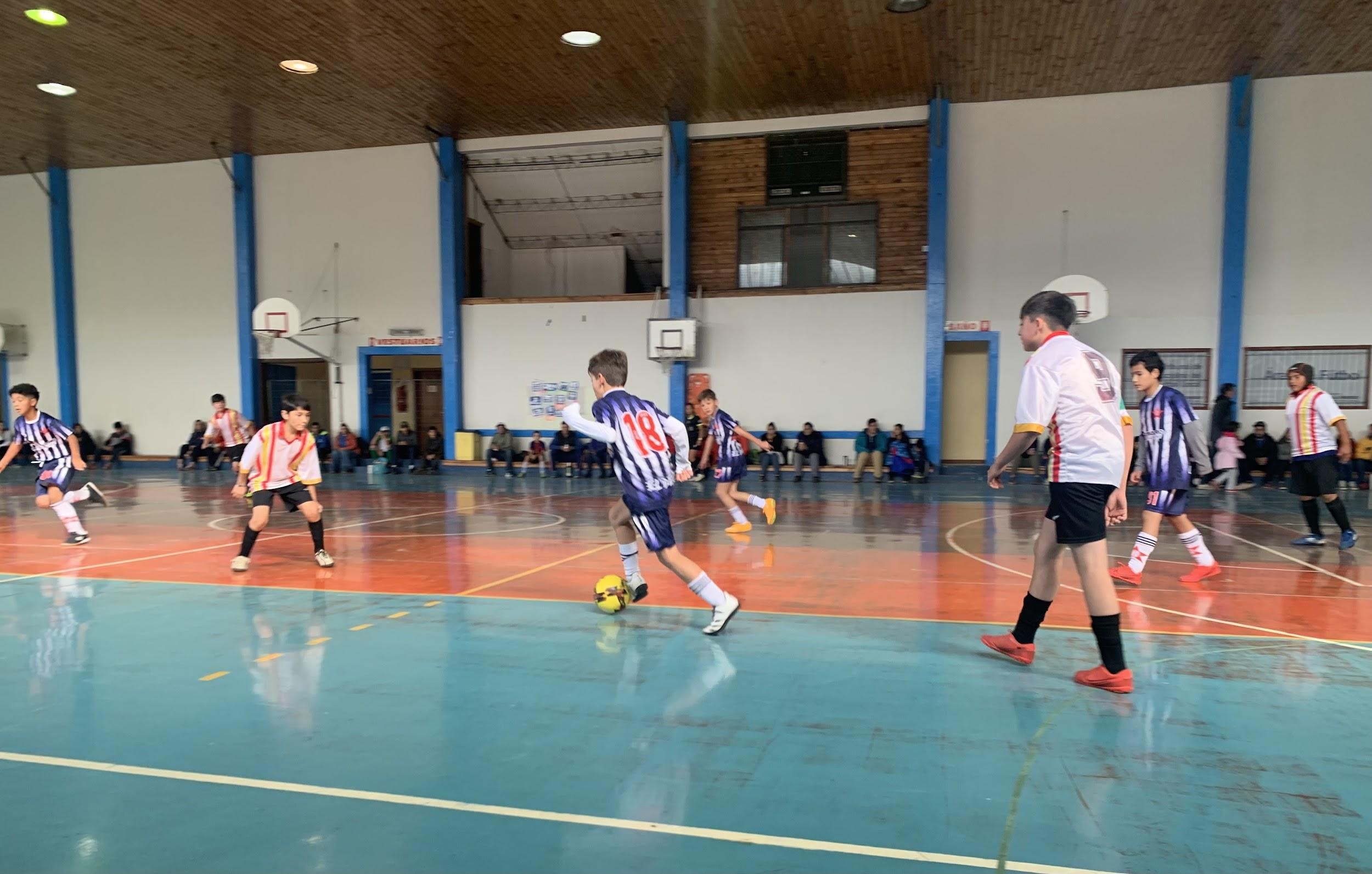 Comienza este domingo el tradicional torneo de fútbol infantil de salón thumbnail