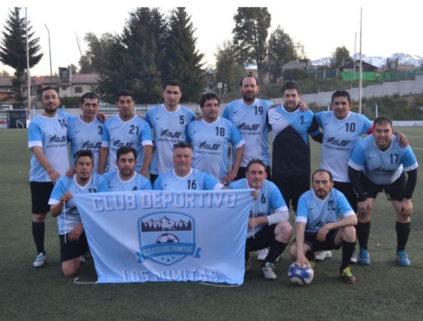 Pumitas volvió a ganar y es firme candidato en el torneo de fútbol de veteranos thumbnail