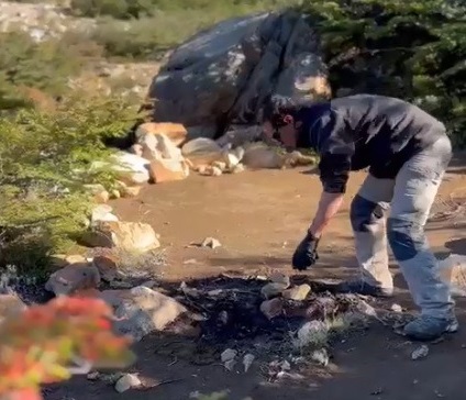 Juntaron 60 kilos de basura y desarmaron 50 fogones ilegales en el Parque Nahuel Huapi thumbnail