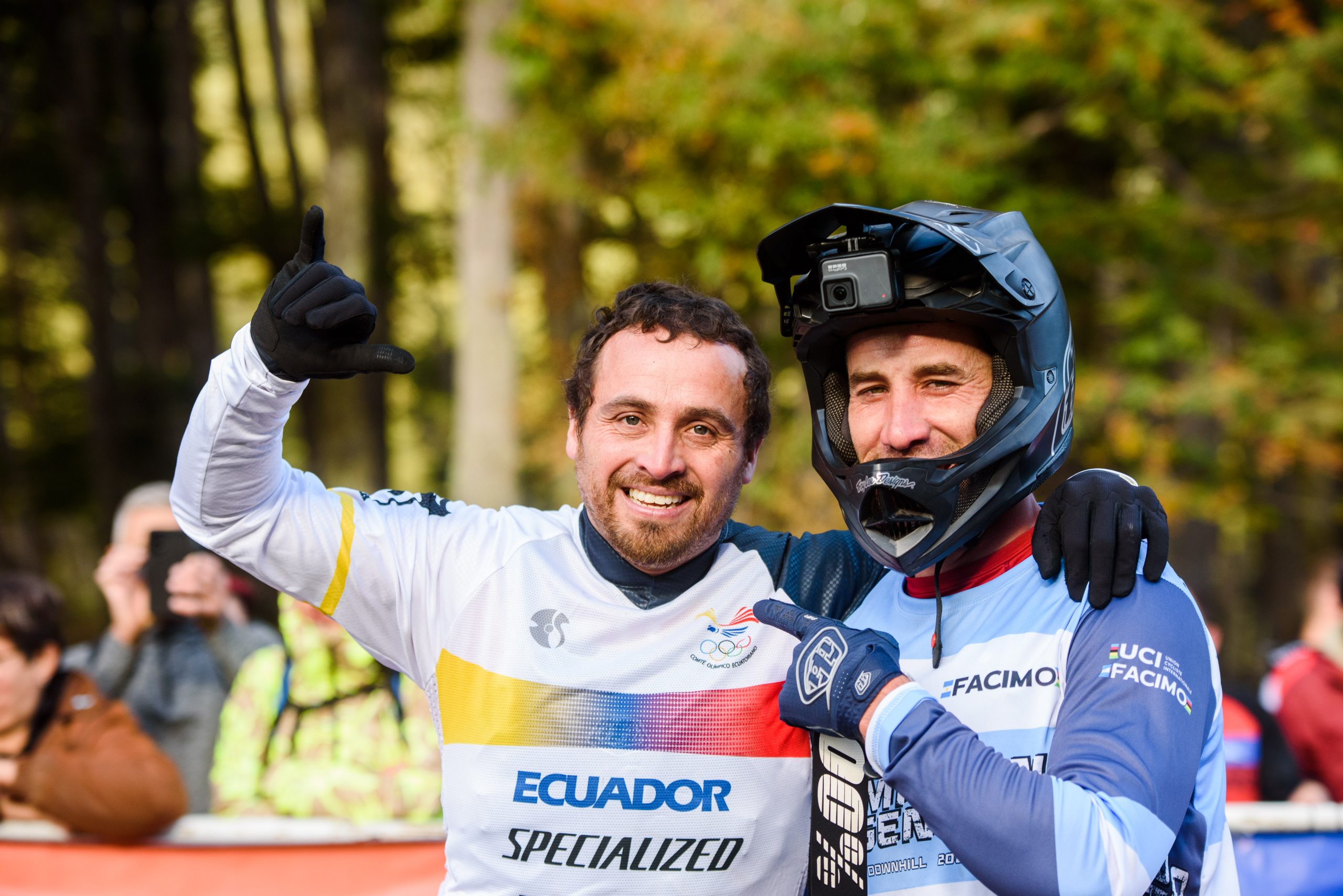 Cerro Bayo: El ecuatoriano Valdivieso y la argentina De La Orden fueron los más rápidos en el Campeonato del Mundo UCI thumbnail