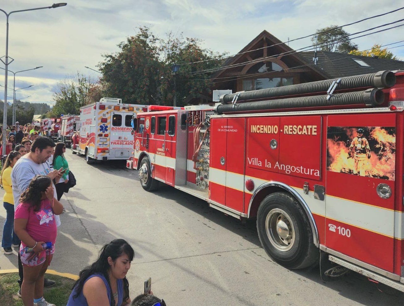 Avances para reglamentar ley de los Bomberos Voluntarios que regirá en la provincia de Neuquén thumbnail