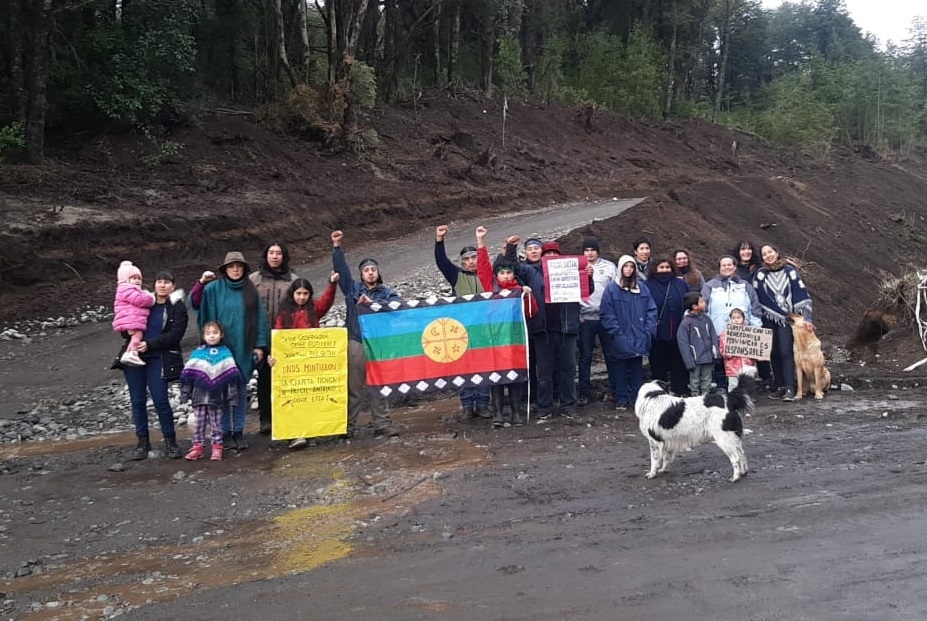Mapuches no dejarán el camping Correntoso y recurrirán a la Corte Suprema de la Nación thumbnail