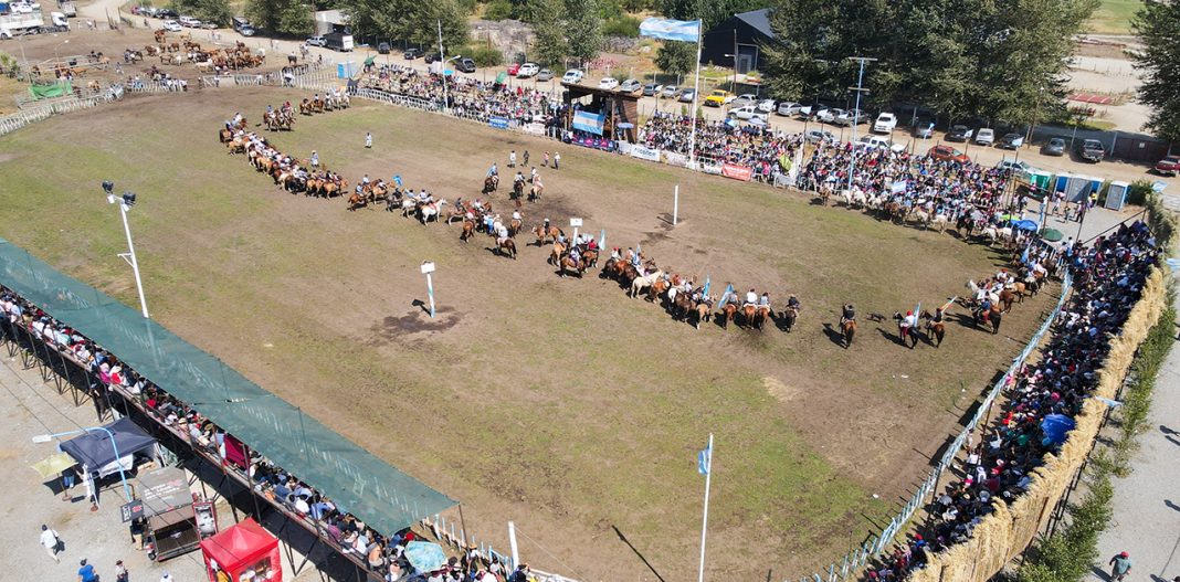 Junín de los Andes ajusta detalles para su tradicional Fiesta Nacional del Puestero thumbnail