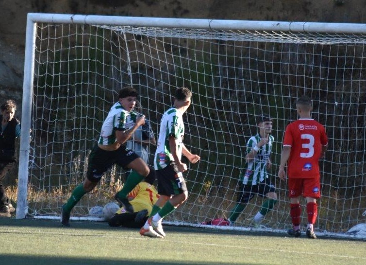 Con un pie en las semifinales Las Piedritas recibe a Gimnasia y Esgrima en el Calafate thumbnail