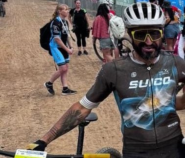 Di Lorenzo tuvo una accidentada carrera, pero igual cumplió en el Mundial de MTB en Australia thumbnail